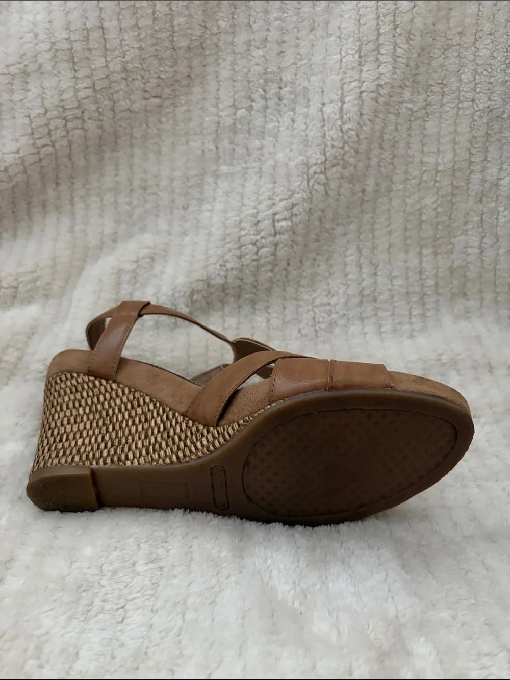 Women's Tan Wedge Sandals
